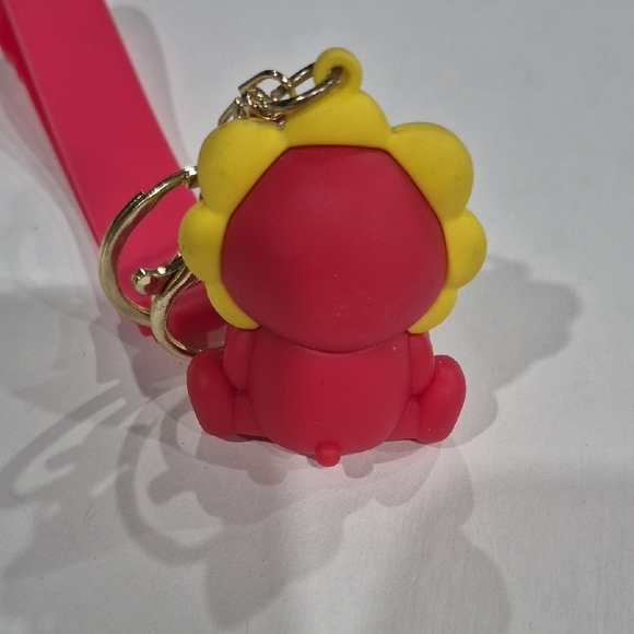 Toy Story Strawberry Lotso, Keychain - Picture 3 of 5